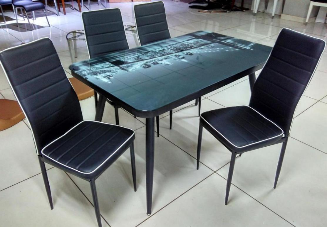Dining table (special limited discount)</br>Flat 60%(kitchen discount)+5% extra discount on laminate kitchen for this Dining table set.